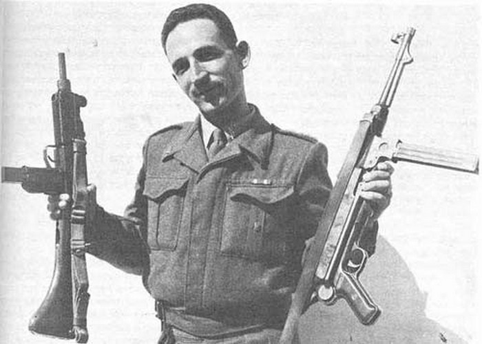 Конструктор пистолета-пулемета Узиэль Галь