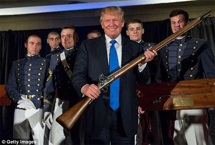 Американські власники зброї обирають майбутнього президента