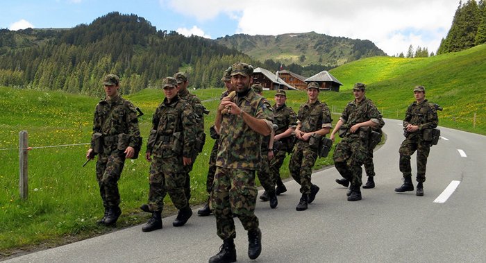 Военные в Швейцарии