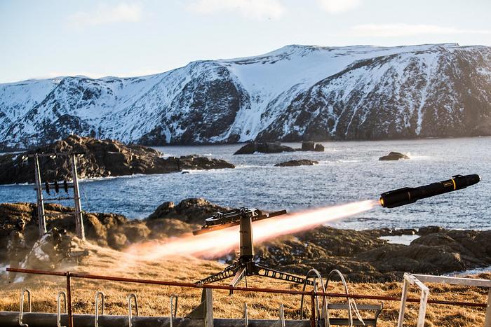 Запуск ракеты AGM-114 Hellfire на учениях в Норвегии