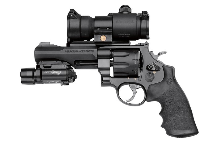 Огляд револьвера Smith&Wesson 327 M&P R8