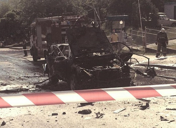 У Києві на вулиці Солом'янській, 11-а, вибухнув автомобіль 