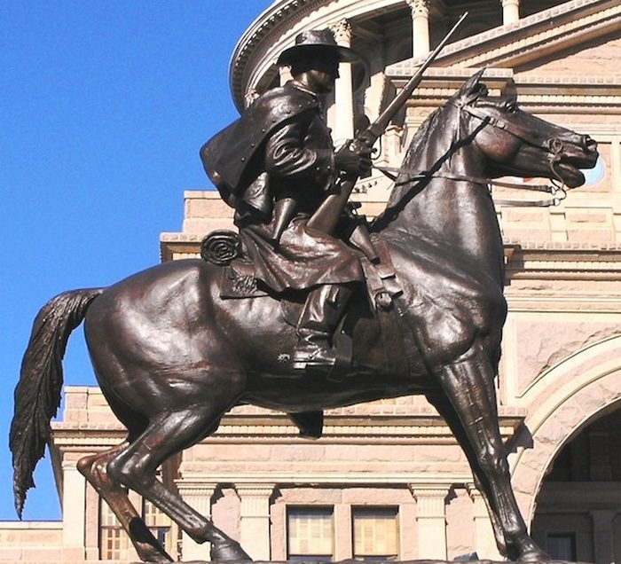 Пам'ятник Техаському Рейнджеру в місті Остін, столиці штату Техас