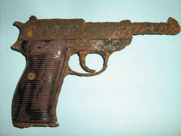 Корозія зі слідами пістолета Walther