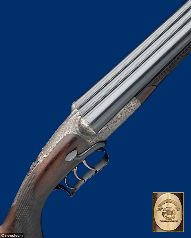 TRIPLE-BARRELLED shotgun