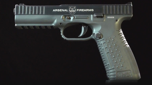 Пистолет «Стриж» разработан российской частной компанией с нерусским названием Arsenal Firearms