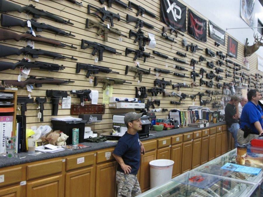 Оружейный магазин в Америке