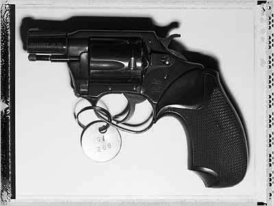 Револьвер Charter Arms, из которого стрелял Чепмен 