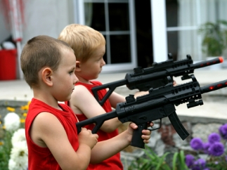 В Оклахомі дітям дозволять «збройову тематику»