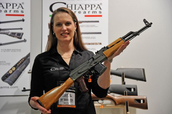 Chiappa: AK-22 - semi-automatic rimfire carbine