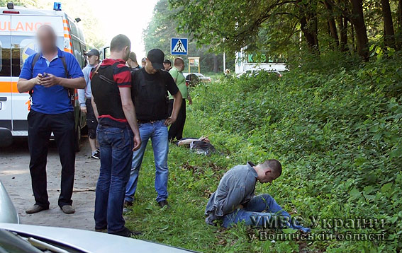 Волынские правоохранители задержали вооруженных разбойников