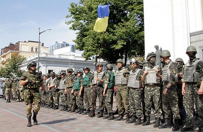Гелетей отказывается передавать оружие добровольческим батальонам МВД