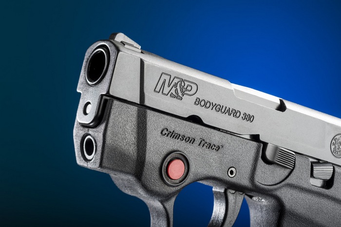 Smith&Wesson комплектує лазерними цільовими указниками свої компактні моделі