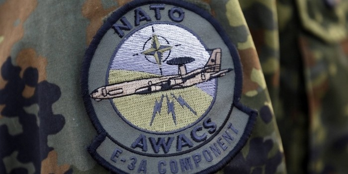 НАТО зможе продати зброю Україні, якщо вона попросить 