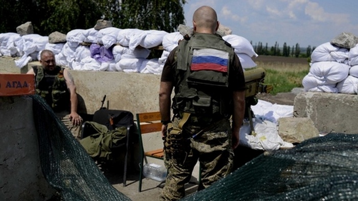 На Донбассе проходит ротация, а не вывод российских войск