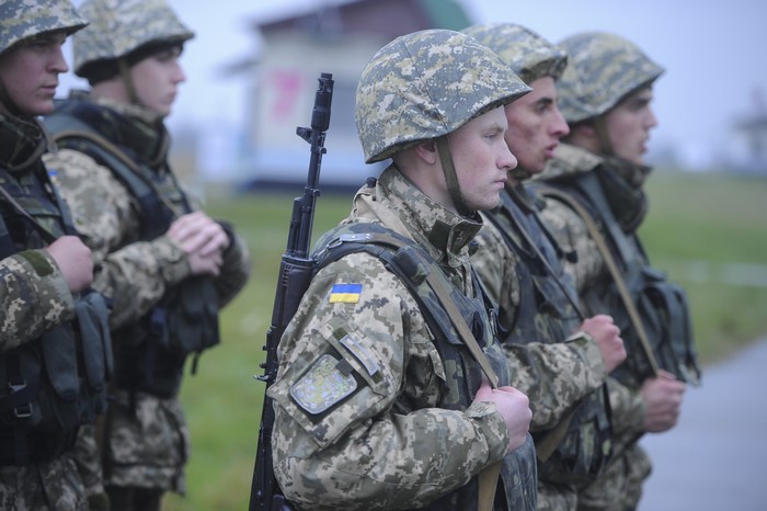 Оплата украинским солдатам должна быть достойной