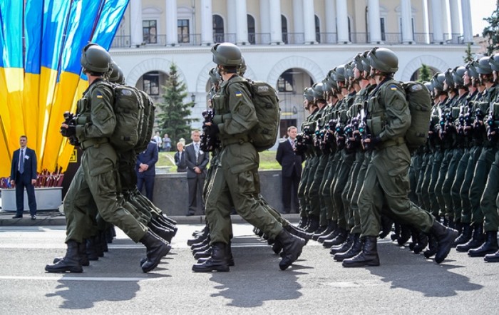 Чому українська армія не використовує на Донбасі нові автомати?