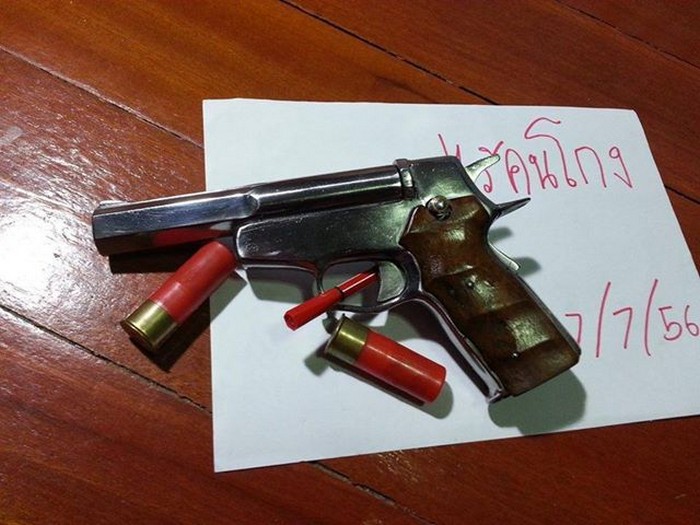 Uthai 12 – таїландський пістолет під рушничний набій