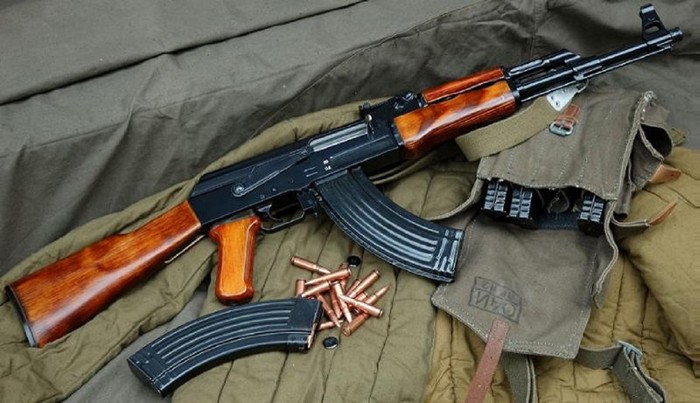 Україною розповзається нелегальна зброя – де шанс на захист?