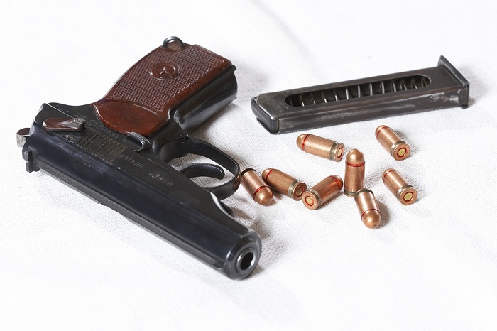 На Харьковщине нетрезвые милиционеры устроили стрельбу из табельного оружия