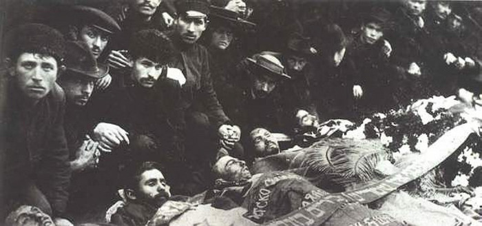 Члены еврейской самообороны Одессы, погибшие во время погромов 1905 года