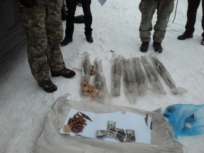 У Київській області за торгівлю зброєю затримали колишнього військовослужбовця 