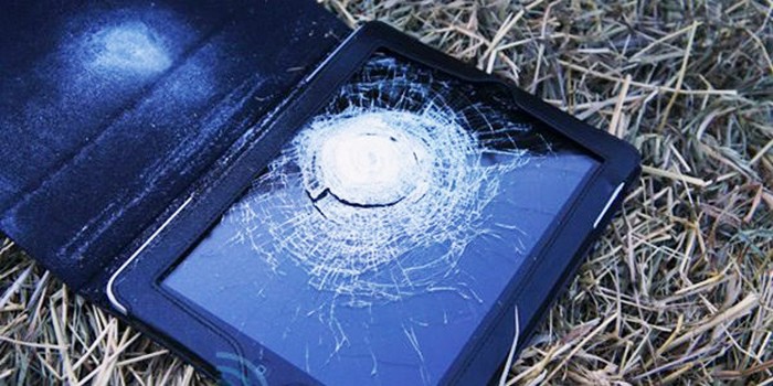 iPad врятував перехожого від пострілу з гвинтівки