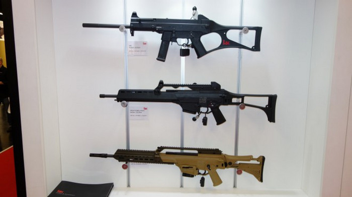 USC (сверху) и HK243 в двух модификациях