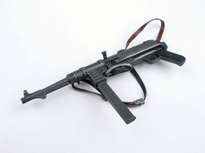 1:6 Model MP40