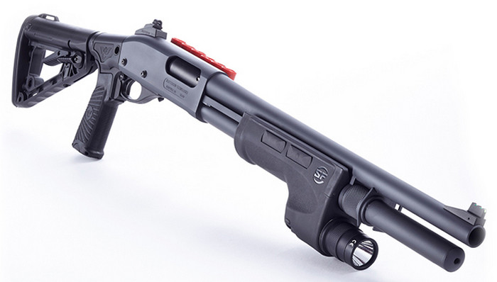 Компания Wilson Combat позиционирует CQB Shotgun как оружие для самообороны и вооружения силовых подразделений.
