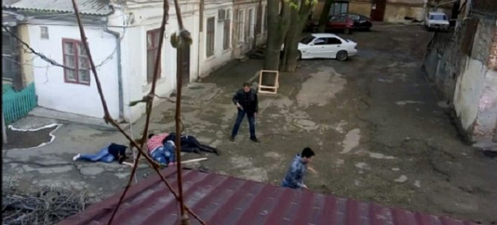 В Одессе мужчина устроил стрельбу по соседям