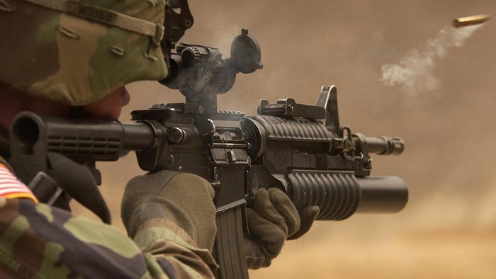 Компания Remington добилась пересмотра контракта на поставку автоматов M4 для армии США