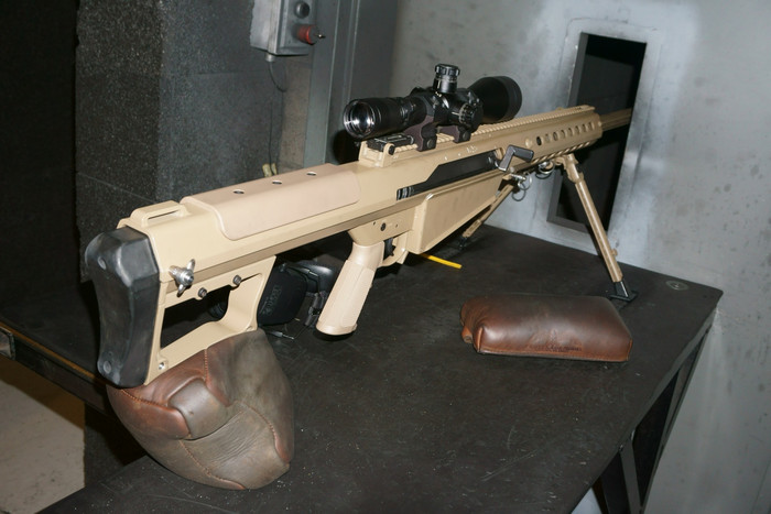 28. Перевірка нової гвинтівки. Перші гвинтівки Barrett не відрізнялися високою точністю, проте після модернізації М82 до M82A1, а також M107 до M107A1 їхня точність суттєво покращилась