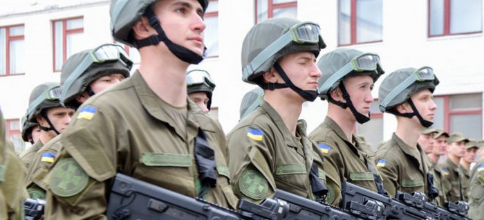 Як Україна створює нову армію