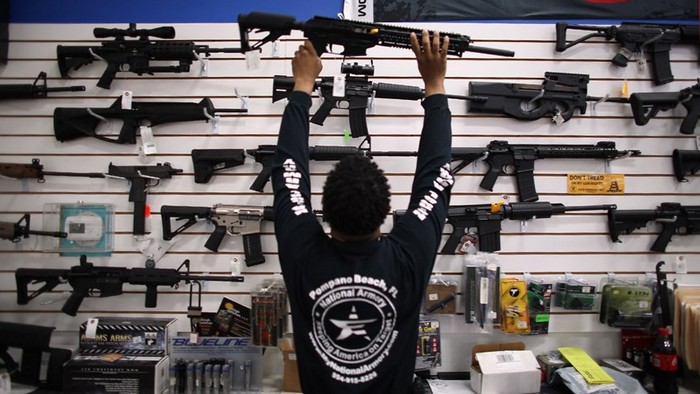 В США очередной месяц рекордов в оружейной индустрии