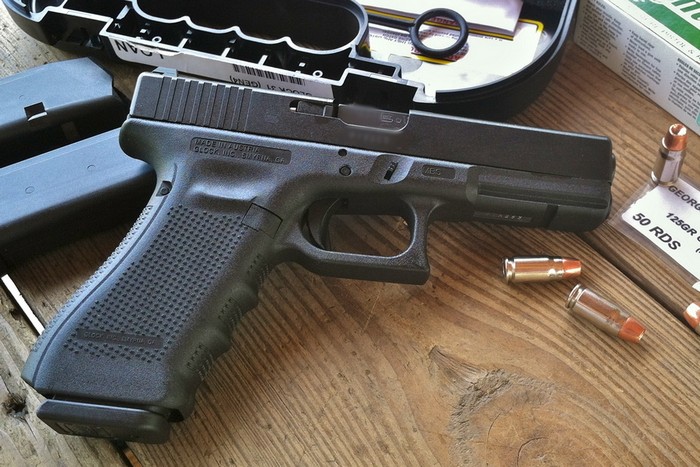 Glock 31 — вариант стандартной модели под патрон .357 SIG
