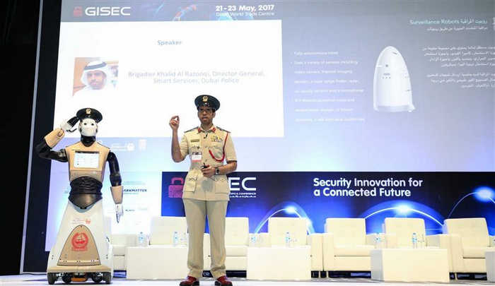 Робот-полицейский в Дубай