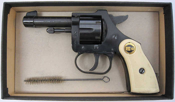 У 2010 році торгову марку Rohm придбала компанія UMAREX. Револьвер Rohm RG-14 був використаний при спробі вбивства Президента США Рональда Рейгана.