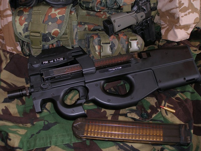 FN Р90             