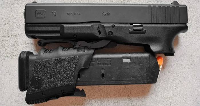 Full Conceal M3 Glock 19.