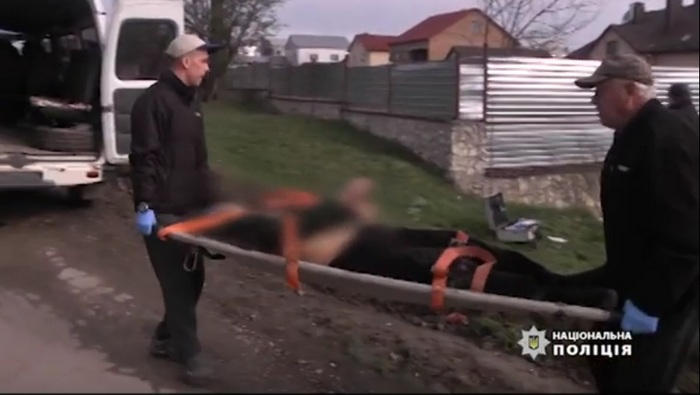 Мешканка Тернопільщини обороняючись, смертельно поранила грабіжника.