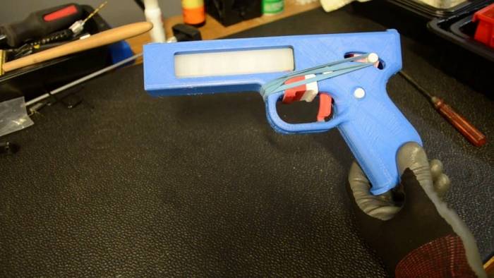 Пистолет на 3D принтере.
