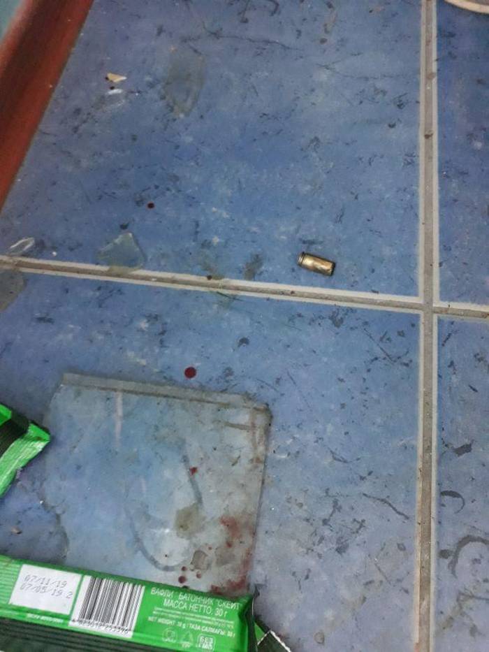 В магазині після нападу знайшли гільзу, коли відмивали кров 