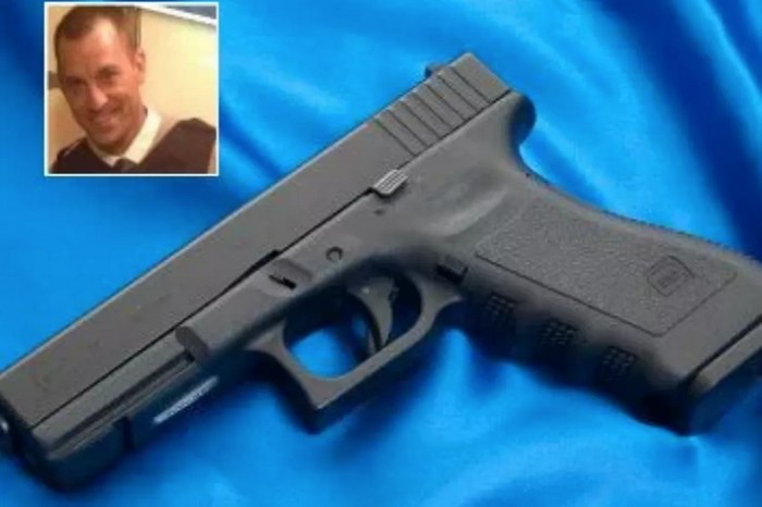 Дональд Герріті застрелився з пістолета Glock 17