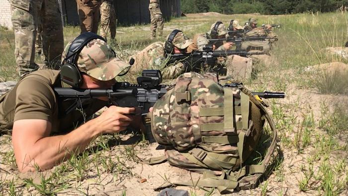 Штурмові гвинтівки UAR-15 вже на озброєнні спецпризначенців Держприкордонслужби