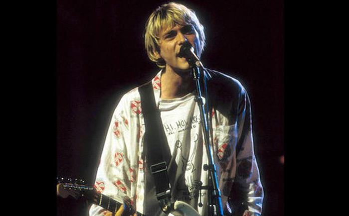 Курт Кобейн під час виступу 1 червня 1992 р.