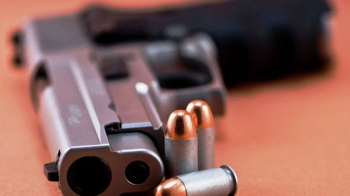 Байден вимагає позбавити захисту від судових позовів виробників зброї, які продали зброю злочинцям