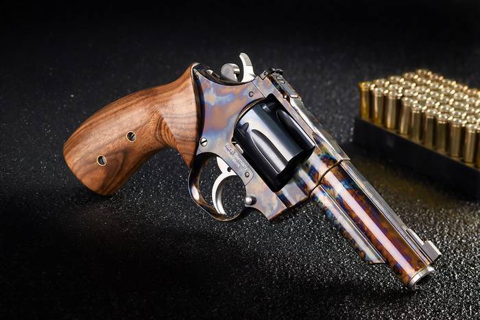 Револьвер Korth Vintage зі стволом 4 дюйми.