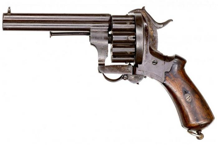 Двоствольний револьвер Лефоше.