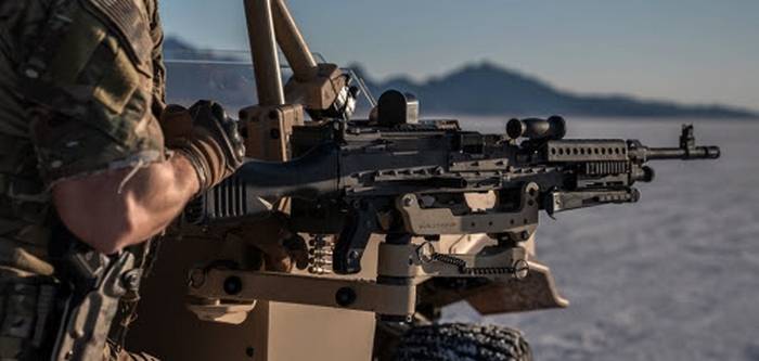 Кулемет M240.